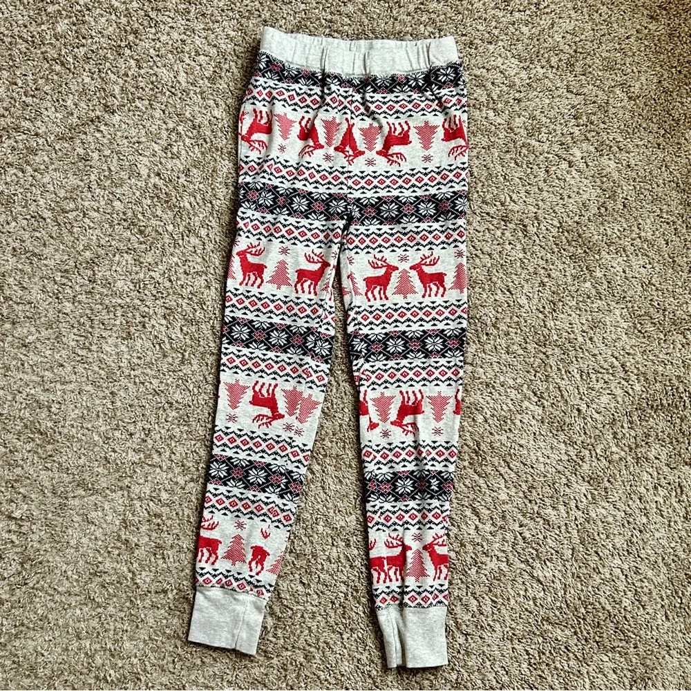 Gap Kids Gray Red‎ Reindeer Fair Isle Holiday Snug Fit Pajama Set Size 10
